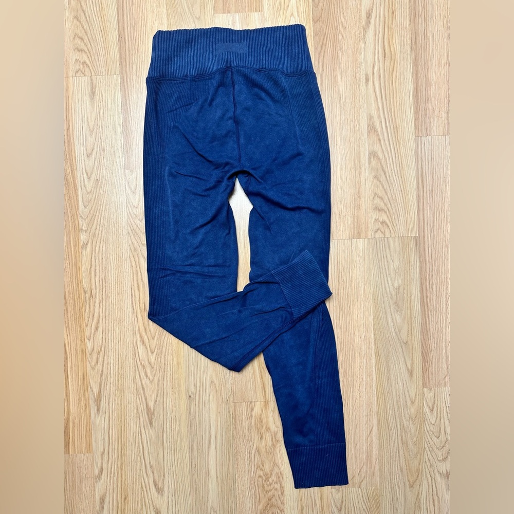 PINK Victoria's Secret set of 3 Ribbed Leggings in Navy, Teal, and Purplish/Gray - Picture 12 of 12